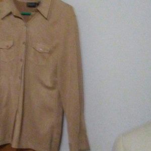 Sued. Shirt tan color